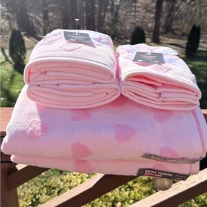8 Pink Heart Bath and Hand Towel 8 pieces Set